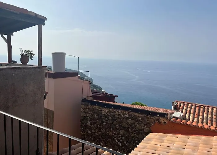 Au Coeur Du Village , Vue Apartment *